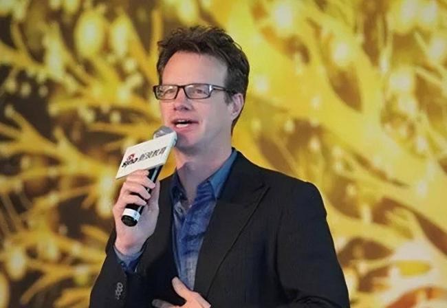 回加生活的“洋笑星”大山,61岁近照认不出 回加生活的“洋笑星”大山,61岁近照认不出