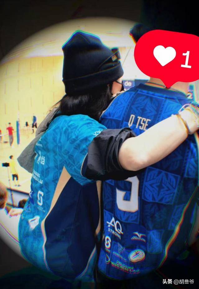 16岁谢振南近照好帅!张柏芝观赛小Q打排球 16岁谢振南近照好帅!张柏芝观赛小Q打排球