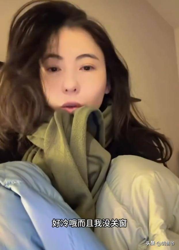 16岁谢振南近照好帅!张柏芝观赛小Q打排球 16岁谢振南近照好帅!张柏芝观赛小Q打排球