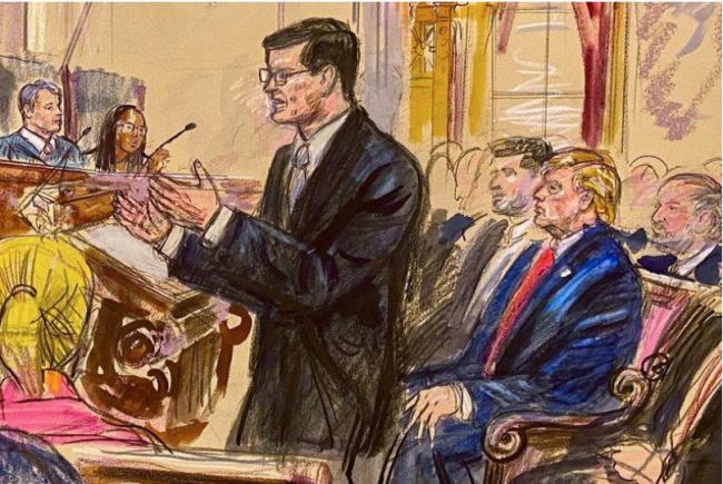 川普现身创史上首例！大法官一句话惹满场笑声