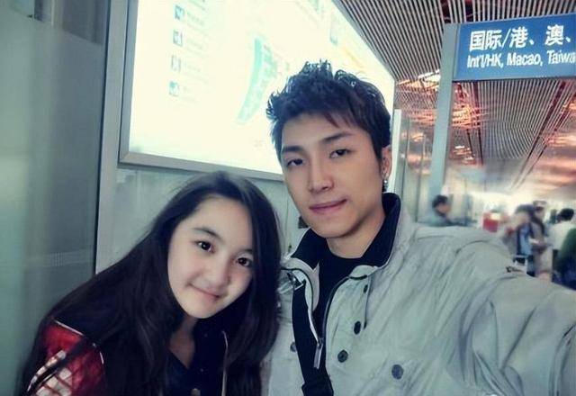 8岁爱上老师,12岁官宣恋爱,如今他俩怎样了 8岁爱上老师,12岁官宣恋爱,如今他俩怎样了