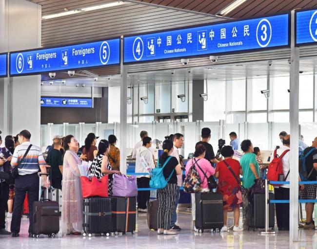 英国也贴中文标语？中国游客被全球各种嫌弃