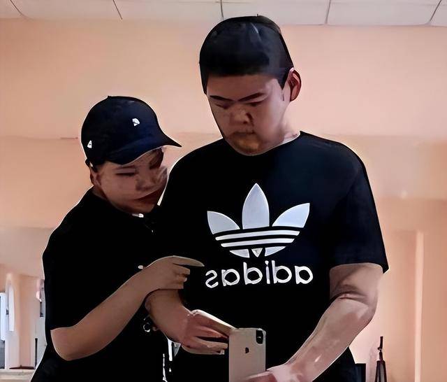 中国首胖切胃暴瘦480斤,成名后抛妻,下场曝光 中国首胖切胃暴瘦480斤,成名后抛妻,下场曝光