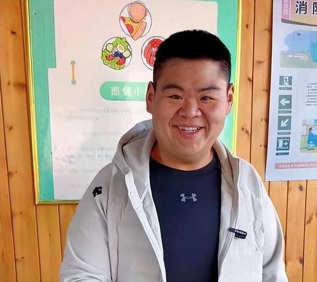 中国首胖切胃暴瘦480斤,成名后抛妻,下场曝光 中国首胖切胃暴瘦480斤,成名后抛妻,下场曝光