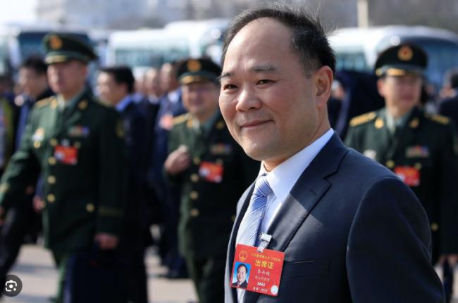 大厂到中学抢人自培，中国大学招生更难了