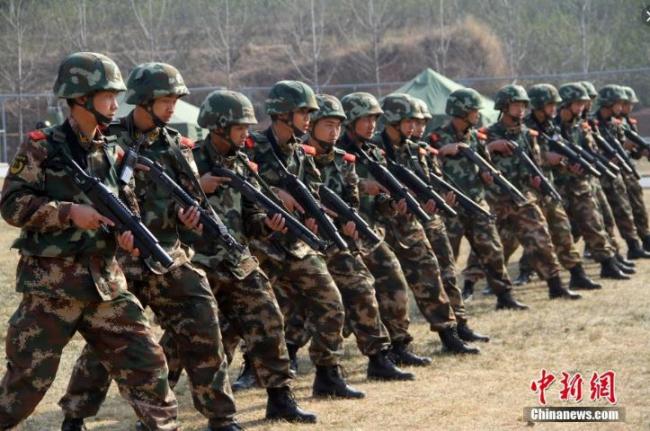 退役武警“震撼爆料”电翻中共 揭共军老底 退役武警“震撼爆料”电翻中共 揭共军老底