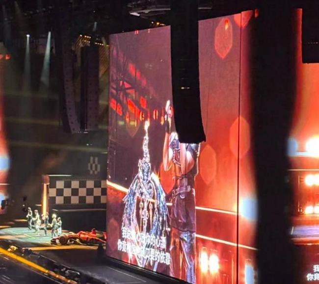 周杰伦演唱会口碑又崩了,本人唱不上去就划水 周杰伦演唱会口碑又崩了,本人唱不上去就划水