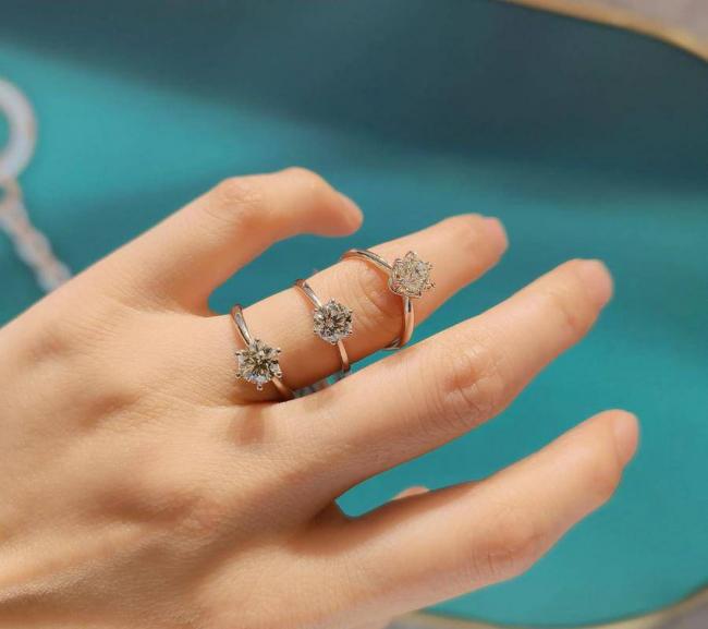 跌落神坛的八大顶级商品，号称一件能顶一套房