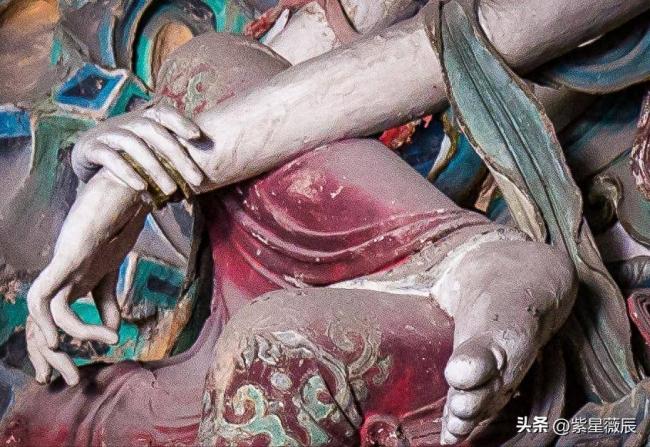 中国“最不正经”的观音 受到鲁迅梁思成的追捧 中国“最不正经”的观音 受到鲁迅梁思成的追捧