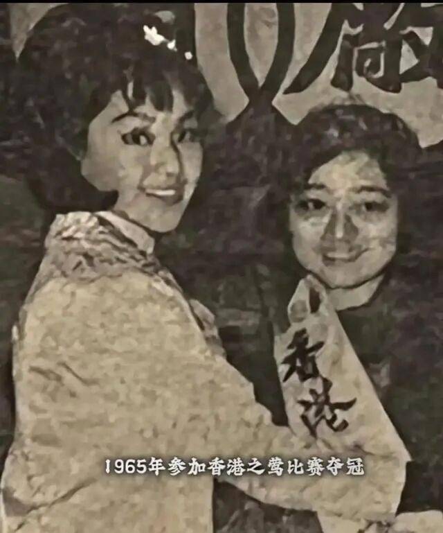 刘德华向她下跪，周润发要养她，春晚为她破例