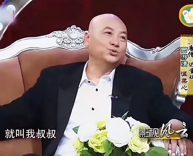 迟重瑞陈丽华全家福曝光,4个儿女都很优秀 迟重瑞陈丽华全家福曝光,4个儿女都很优秀