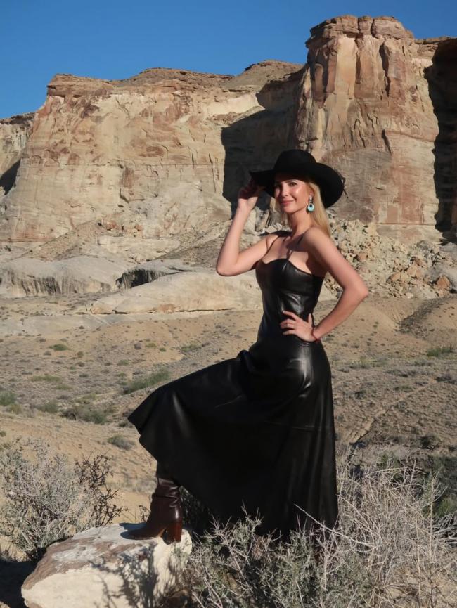 川普1岁外孙首次公开亮相 蒂芙尼越发高调