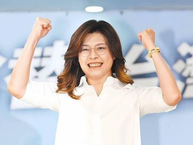 ����Ƭ��������ϯ֣���ĺ͸��׻�����̽��