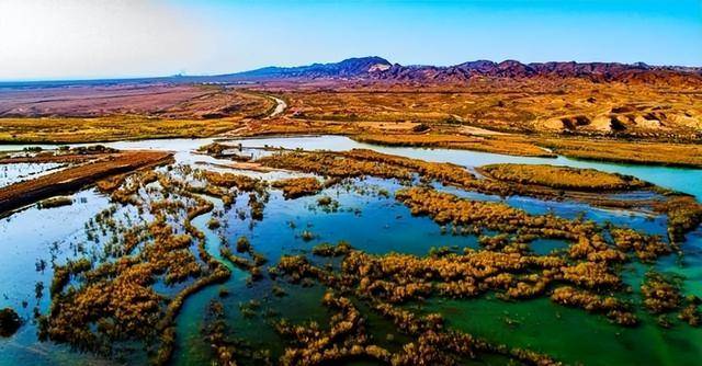 中国荒漠中挖出亚洲最大水库 成瀚海明珠 中国荒漠中挖出亚洲最大水库 成瀚海明珠