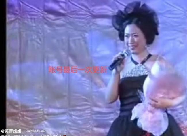 初代网红芙蓉姐姐重病缠身 带红包探望老友 初代网红芙蓉姐姐重病缠身 带红包探望老友