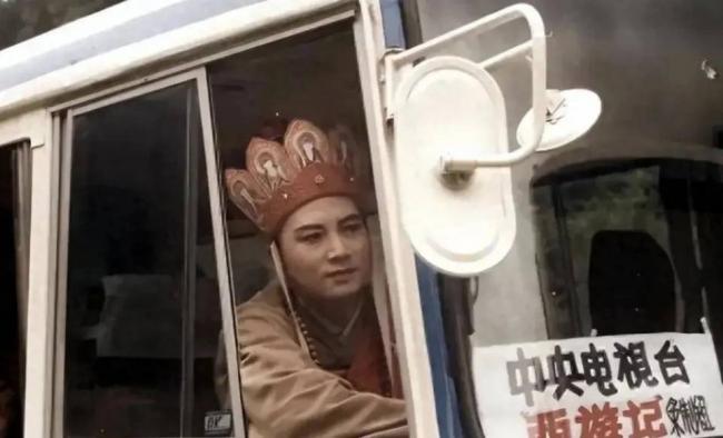 迟重瑞付出3大牺牲，姐姐弟弟目前都各自安稳