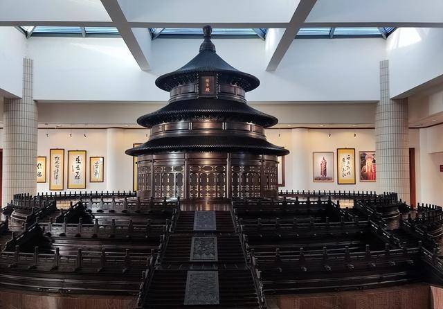 陈丽华的紫檀博物馆，1根木头换北京一套房