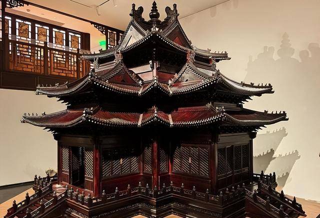 陈丽华的紫檀博物馆，1根木头换北京一套房