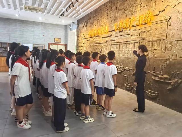 陈丽华的紫檀博物馆，1根木头换北京一套房