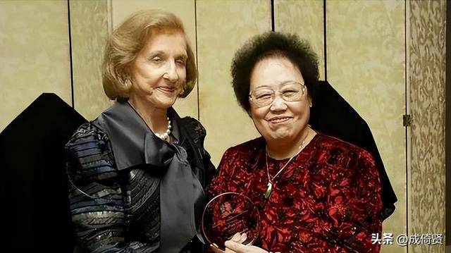 �������׶����ܲã���Ů�ƴ�Ȩ��Ů���ش�