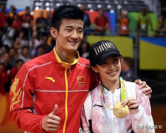 她是羽坛第一美女，如今财富自由是北体博士