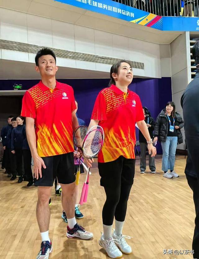 她是羽坛第一美女，如今财富自由是北体博士