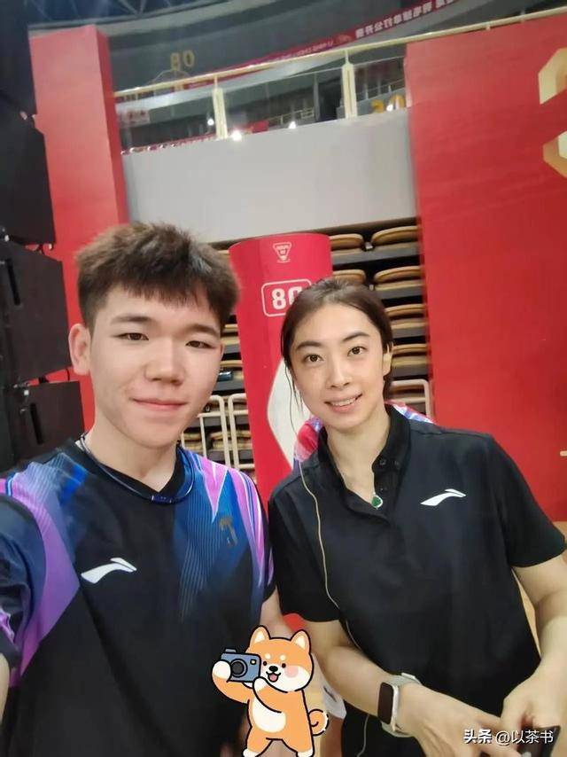 她是羽坛第一美女，如今财富自由是北体博士