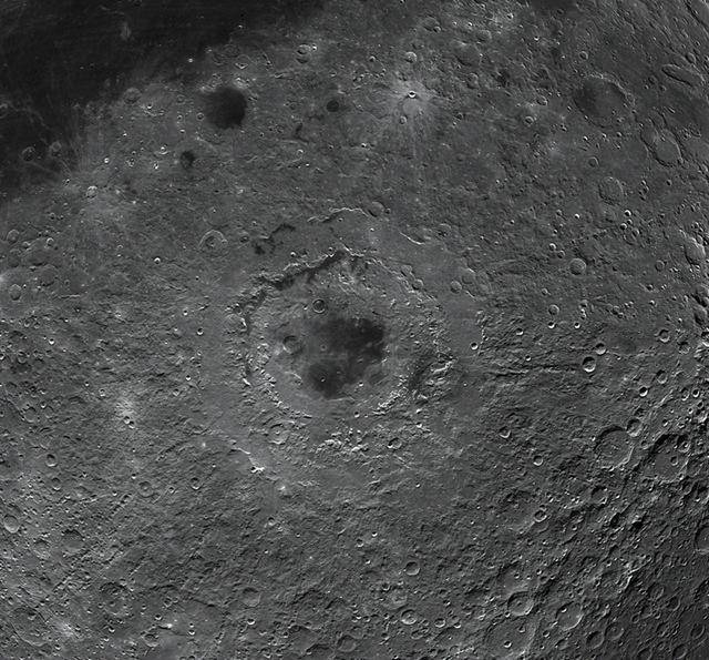 人类首次拍到月球东方海！隐藏38亿年