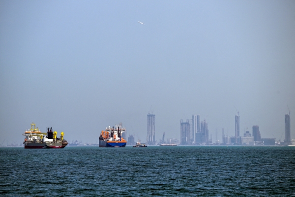 美封锁伊朗港口多重考量 重创中共 美封锁伊朗港口多重考量 重创中共