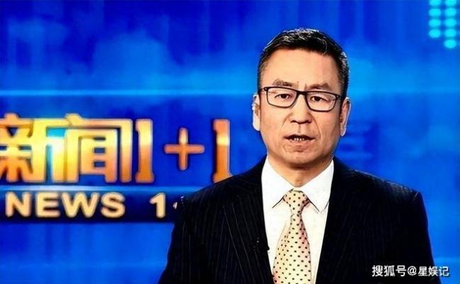 央视一哥白岩松：被病痛折磨，56岁白发满头