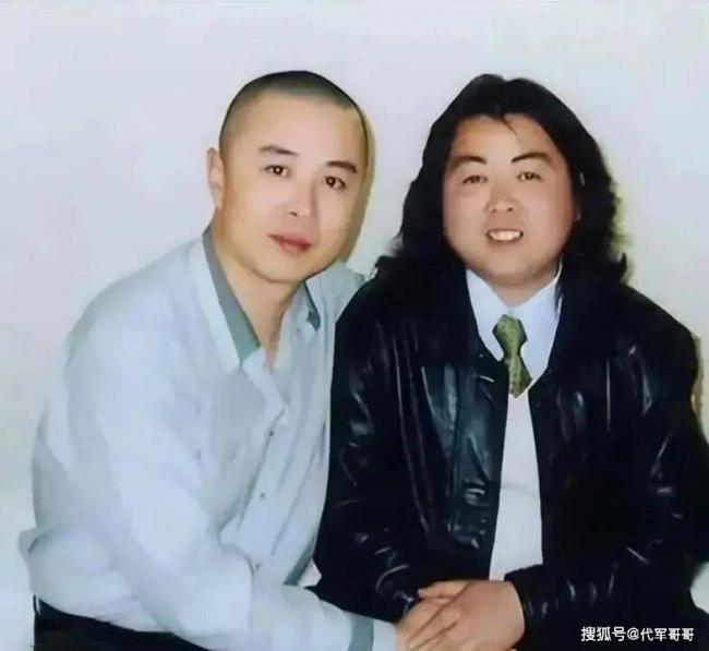 67岁徐少华近况:娶同学杨琨恩爱42年 县城商演 67岁徐少华近况:娶同学杨琨恩爱42年 县城商演