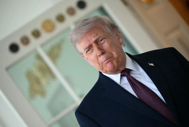 川普预告“惊人2天” 伊朗威胁:瘫痪这3大海域 川普预告“惊人2天” 伊朗威胁:瘫痪这3大海域