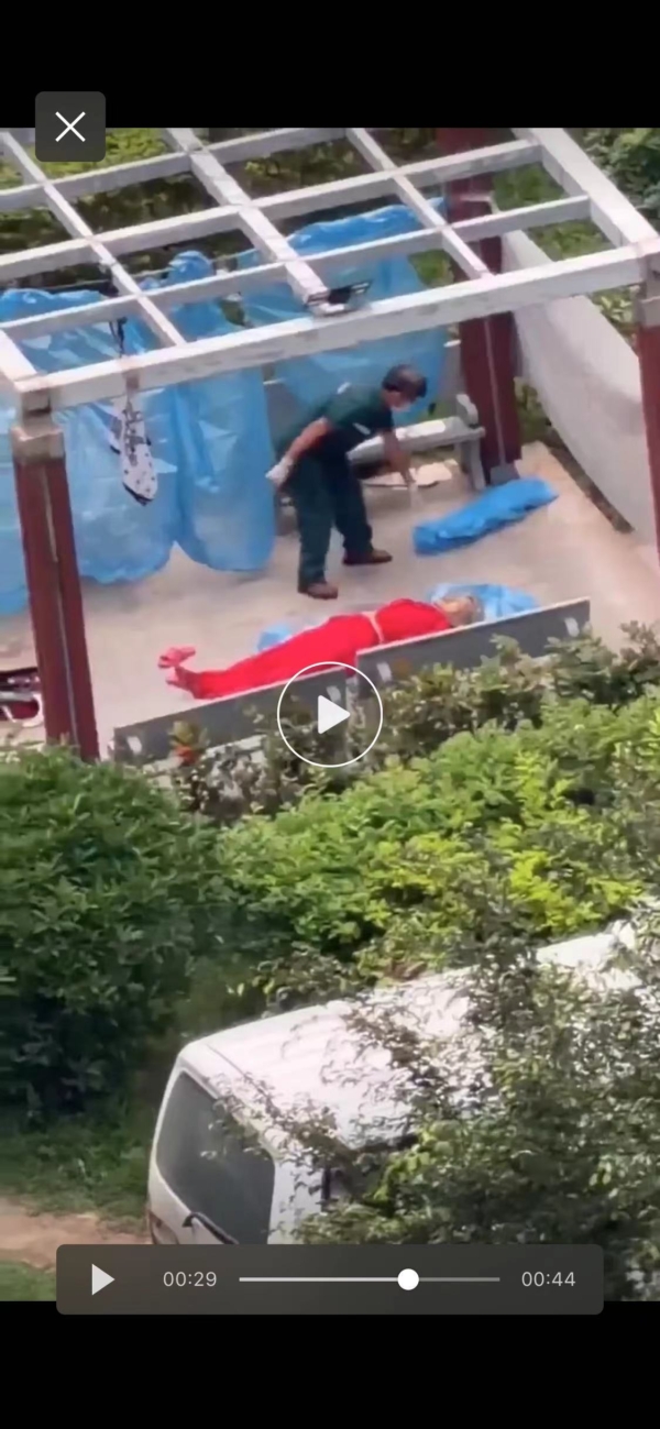 恐怖：传汕尾老人被没收废品 夜半穿红衣上吊