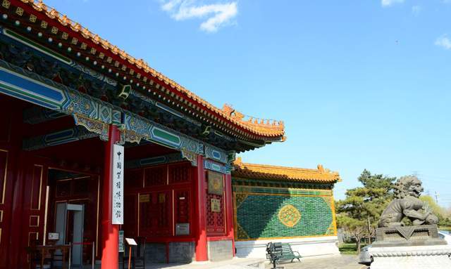 陈丽华巨资打造的紫檀博物馆，长什么样