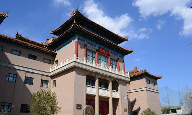 陈丽华巨资打造的紫檀博物馆，长什么样