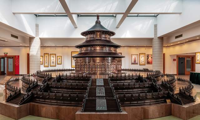 陈丽华巨资打造的紫檀博物馆，长什么样