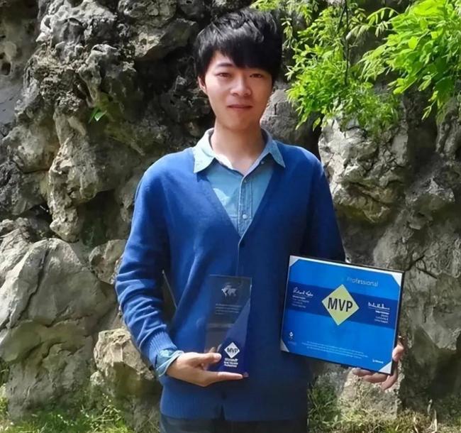 ��н������¥��90���й���Ϸ��Ű����ں���