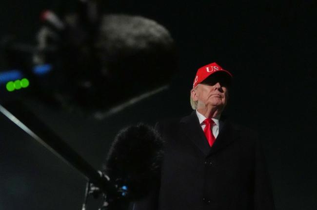 古巴领袖派他和川普直接联系！CBP坏了大事