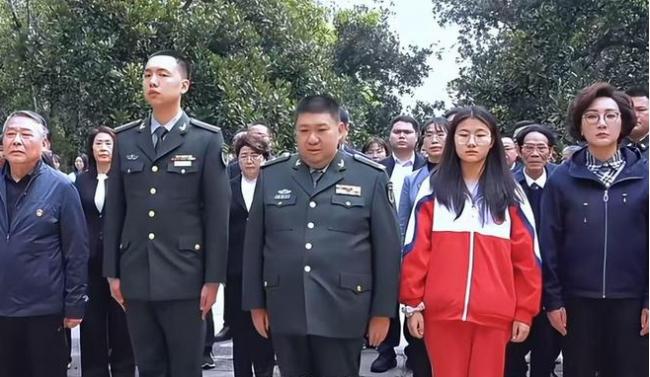 毛新宇的“傀儡”档案