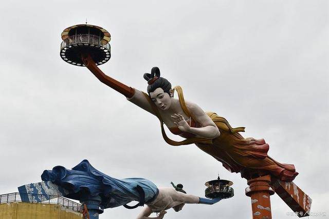 �й�ʮ�����⽨��������ǽһ�챻�𣬴�ҹ���ϰ�