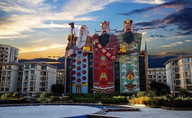 �й�ʮ�����⽨��������ǽһ�챻�𣬴�ҹ���ϰ�