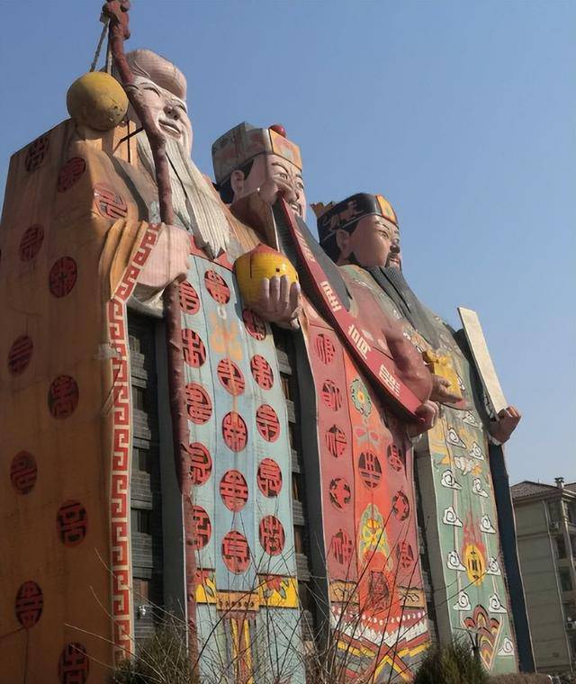 �й�ʮ�����⽨��������ǽһ�챻�𣬴�ҹ���ϰ�