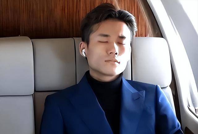 五年前他靠倒卖口罩一年狂入60亿元，如今怎样