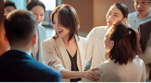 别人说谢谢 别说不用谢 试试回这4句话 情商拉满