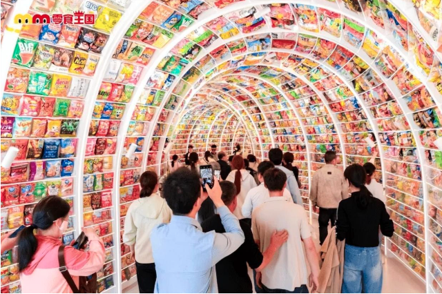 全球最大零食店开业3天就被挤停售