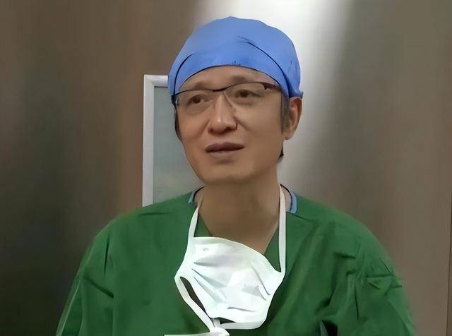 世界首例肺移植产妇去世，医生：她不值得同情