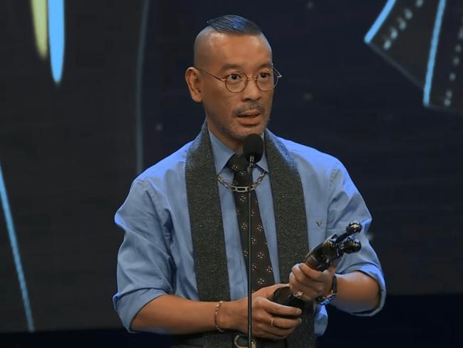 ����֮ҹ�����һ����Ӱ�ۣ�����������һ��