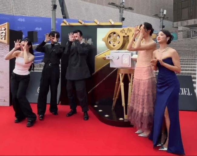 ���񽱺�̺���������������ˣ���������Cλ...