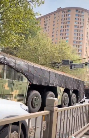 中国导弹进入居民区  演练还是常规操作？