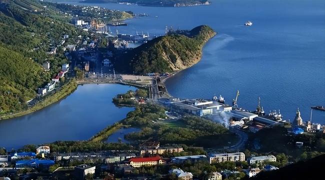 ���Ƕ���ս���վ���ͷ�۵��̽��ޣ�������